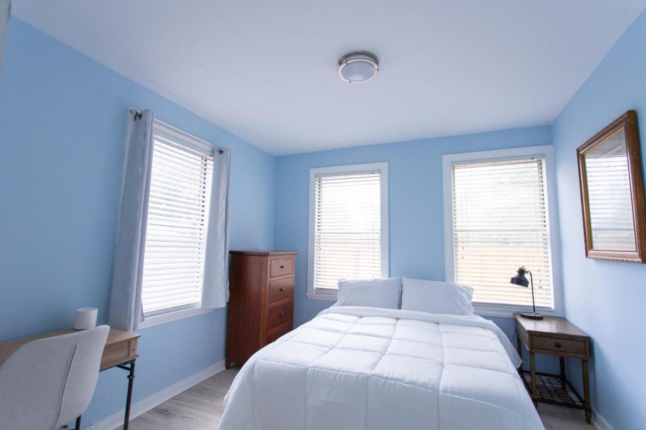 Central & Comfortable Home Walk To The Beach! แจ็กสันวิลล์บีช ภายนอก รูปภาพ
