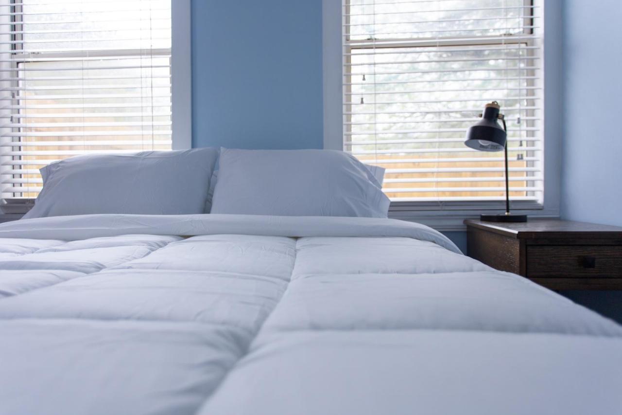 Central & Comfortable Home Walk To The Beach! แจ็กสันวิลล์บีช ภายนอก รูปภาพ
